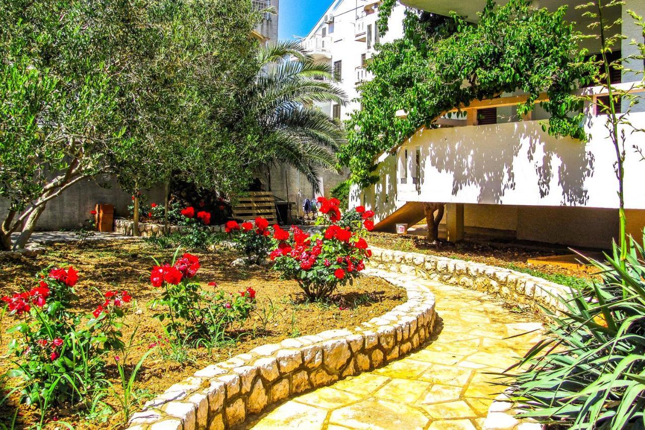 Apartments Hope 诺瓦利娅 外观 照片